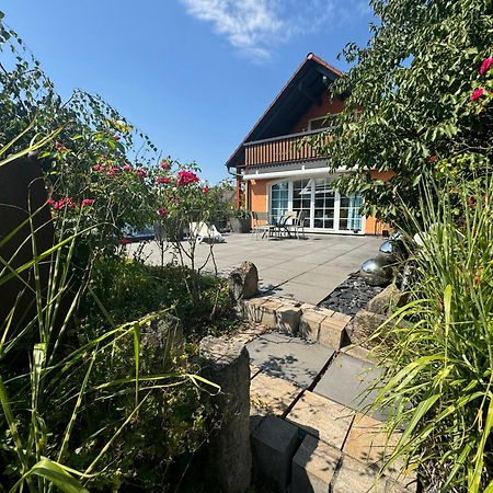 B&B'S Im Aischgrund Adelsdorf Esterno foto