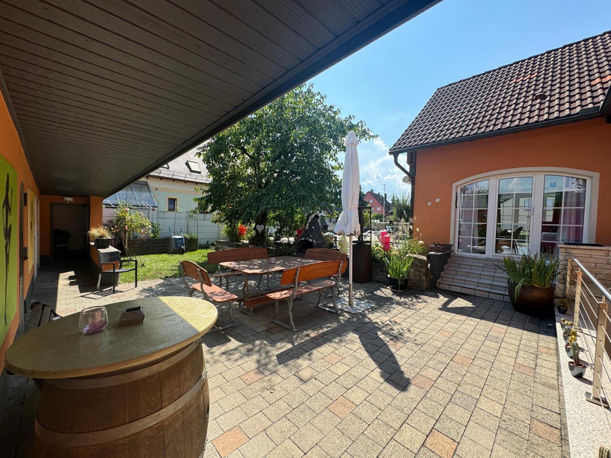 B&B'S Im Aischgrund Adelsdorf Esterno foto