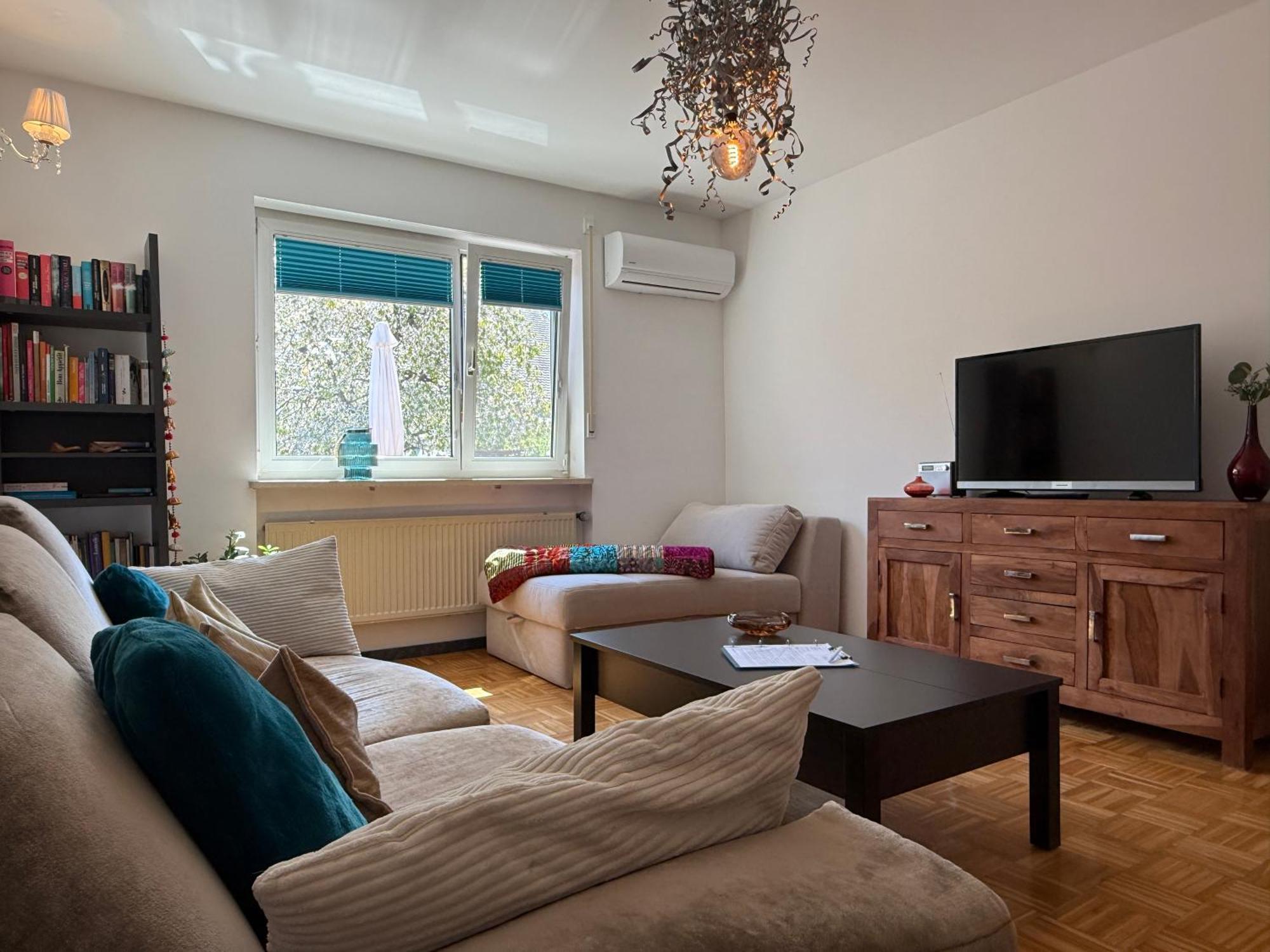 B&B'S Im Aischgrund Adelsdorf Esterno foto