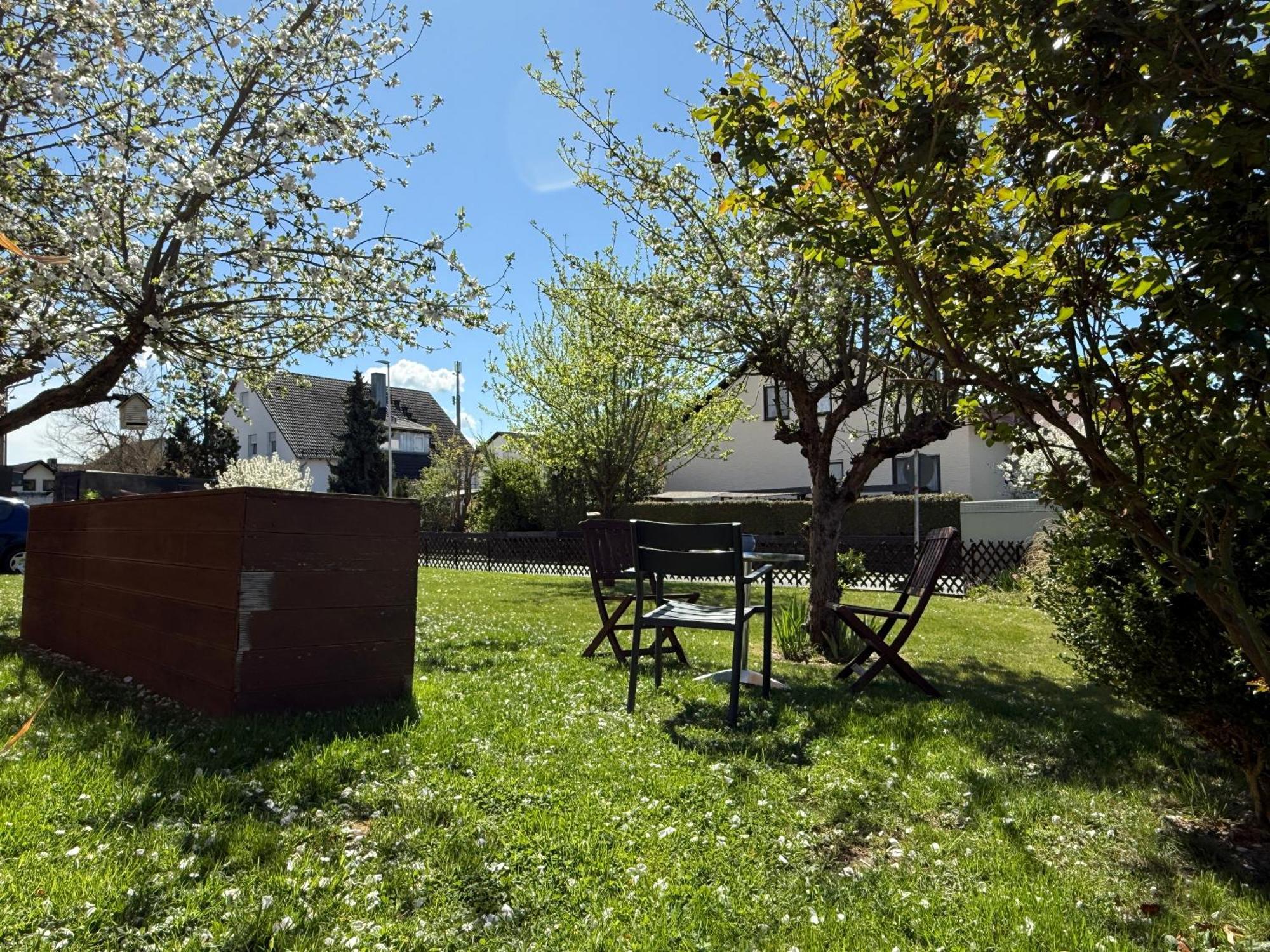B&B'S Im Aischgrund Adelsdorf Esterno foto