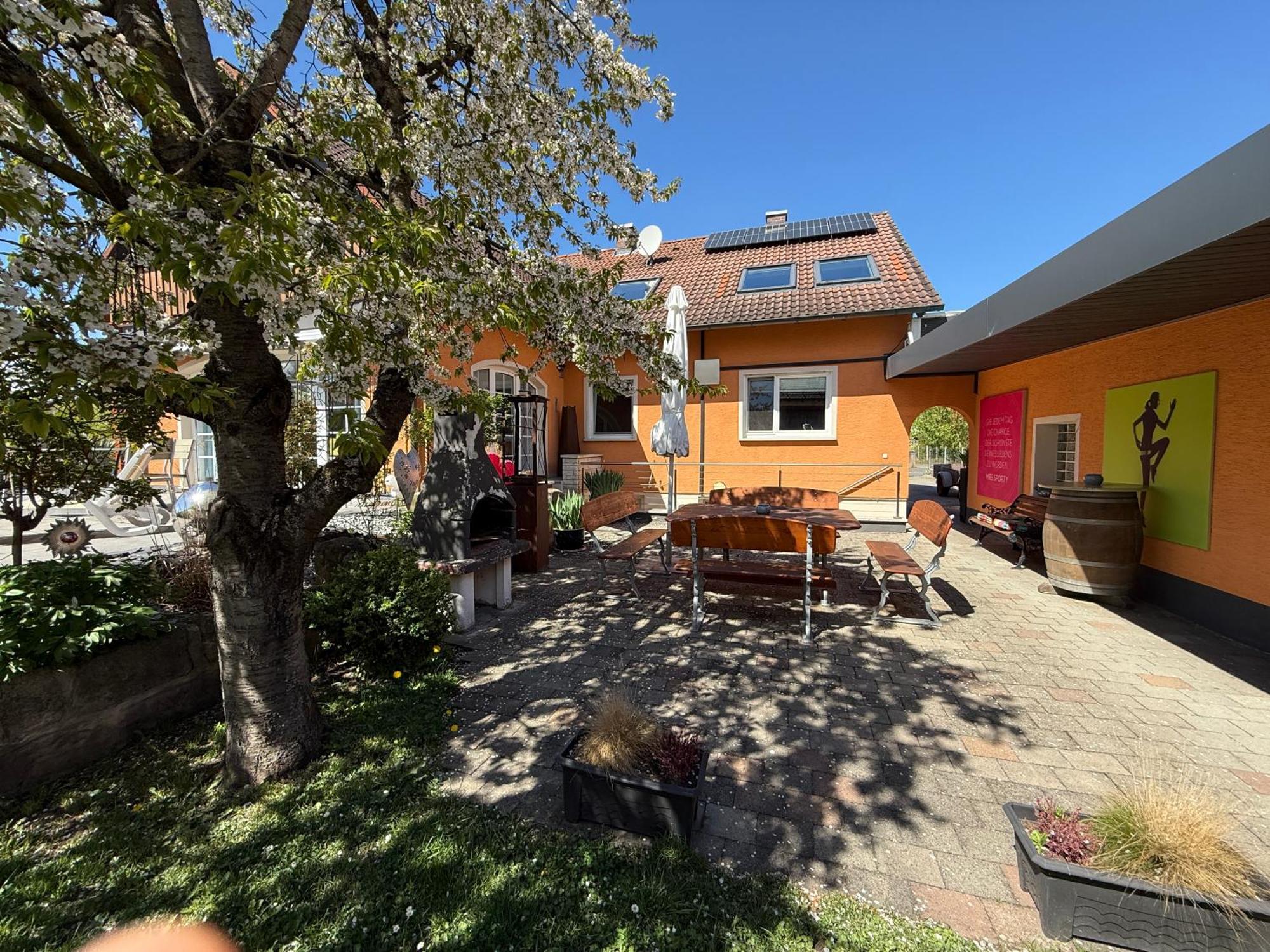 B&B'S Im Aischgrund Adelsdorf Esterno foto