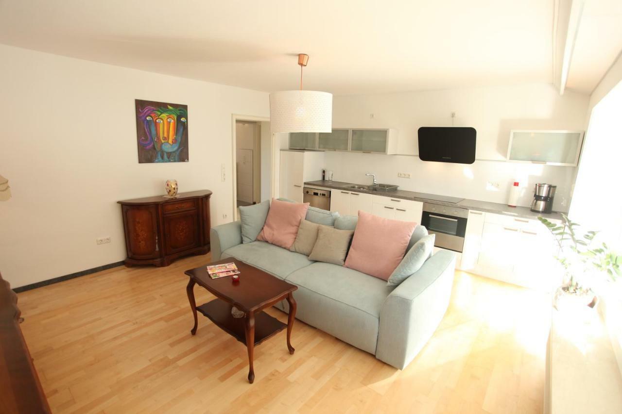 B&B'S Im Aischgrund Adelsdorf Esterno foto